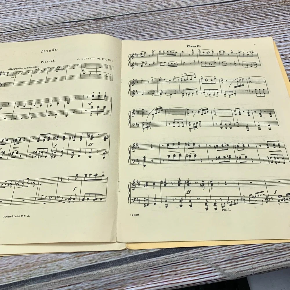 Gurlitt Rondo‎ in D Op 175 No 1 Sheet Music for Two Pianos Four Hands Schirmer